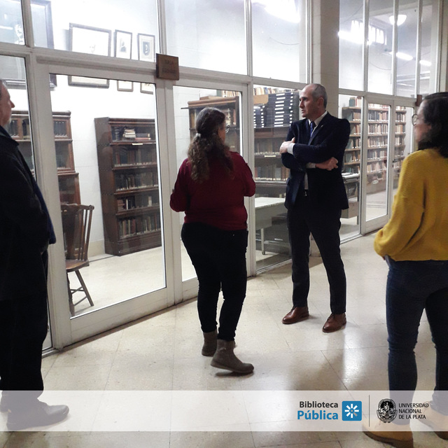 El Presidente de la UNLP en la Biblioteca Pública El Presidente de la UNLP en la Biblioteca Pública