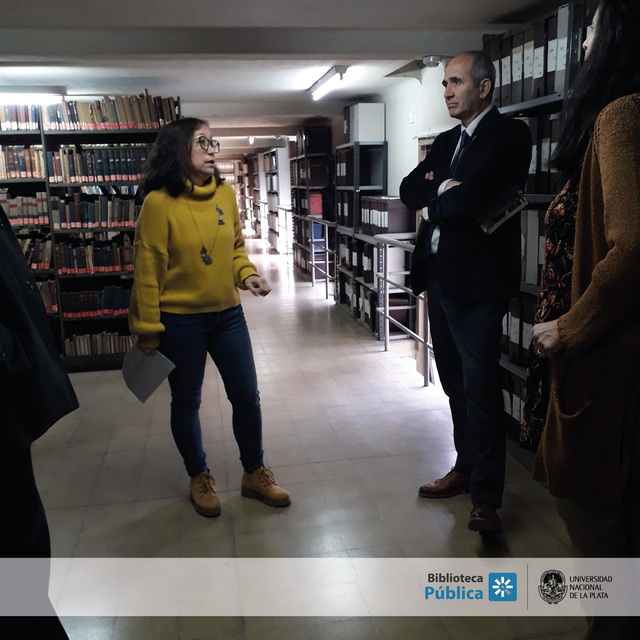 El Presidente de la UNLP en la Biblioteca Pública El Presidente de la UNLP en la Biblioteca Pública