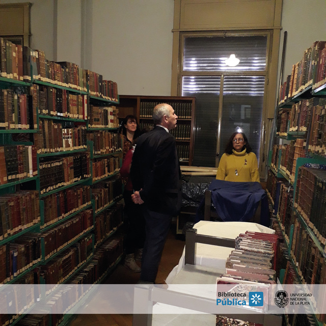 El Presidente de la UNLP en la Biblioteca Pública