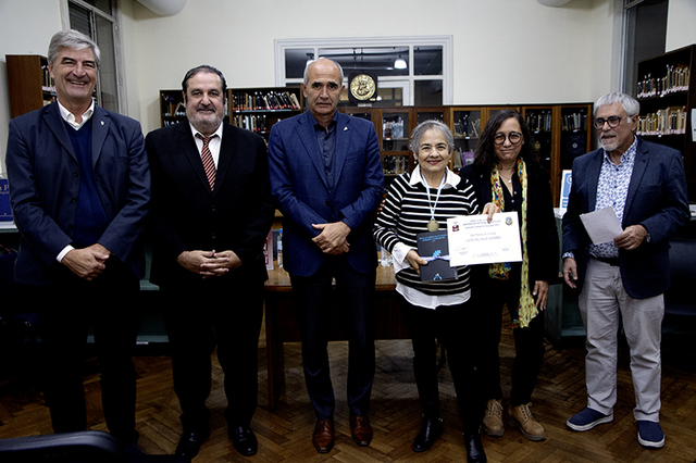 concurso literario 120 unlp